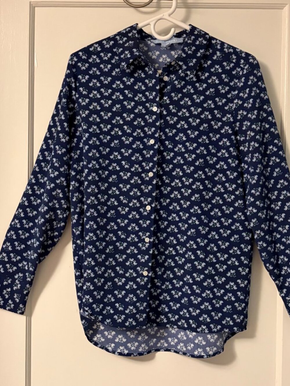 Hill House navy micro floral printed button up blouse size XS preppy classic